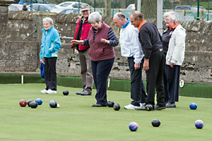 Dunning Bowling Club A Very Busy Green